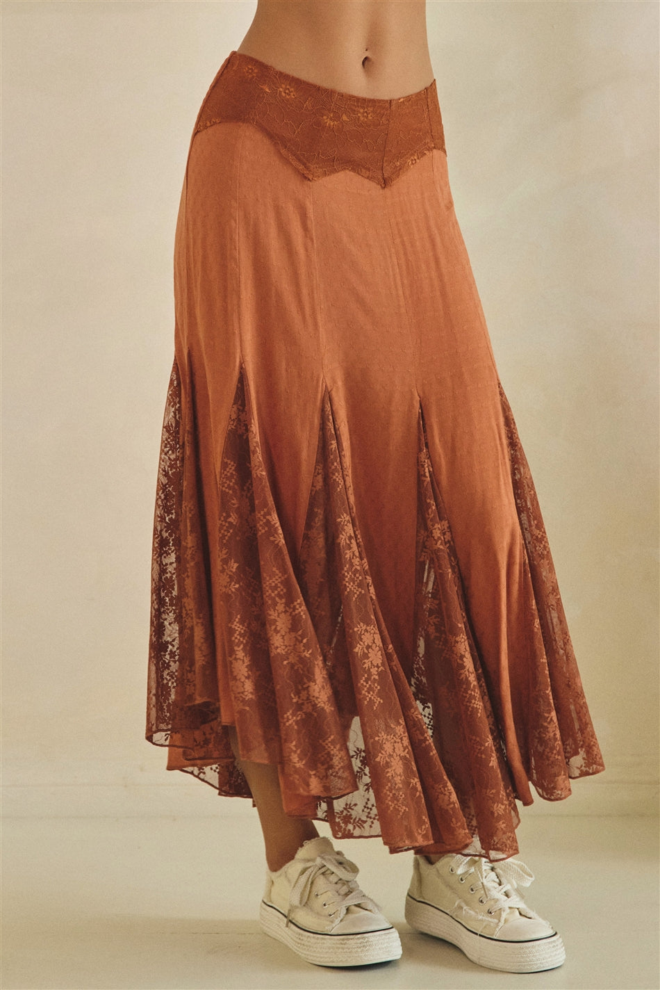 ES30515_COPPER_5561835