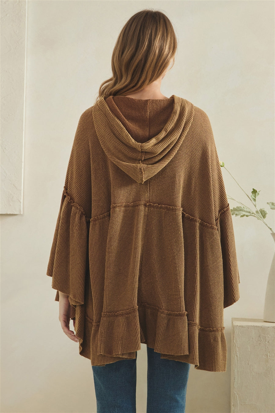 EJ31002_CAMEL_5640540