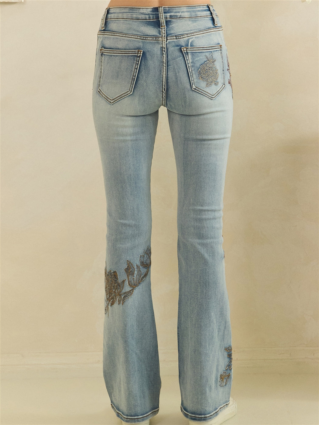 EP30522UP_DENIM_5893970