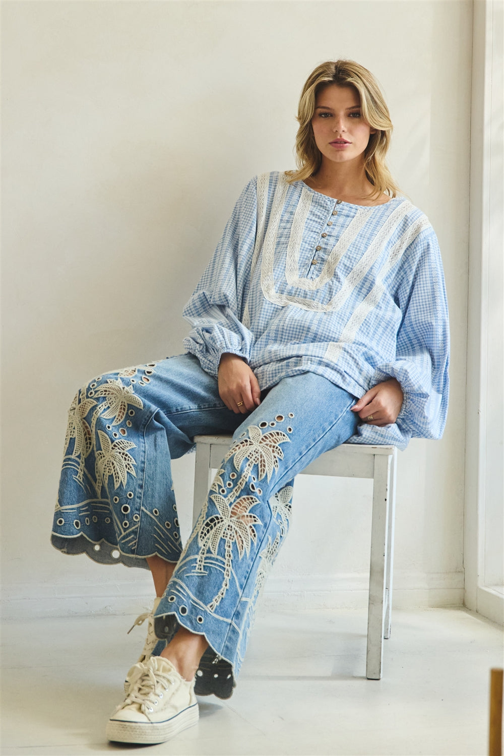 JT1085_BLUE_5389213