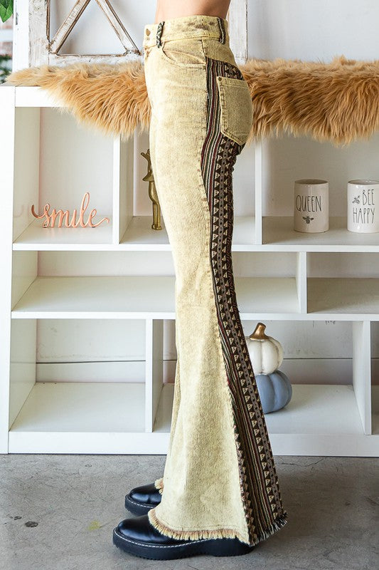 MB1050_CAMEL_3523558