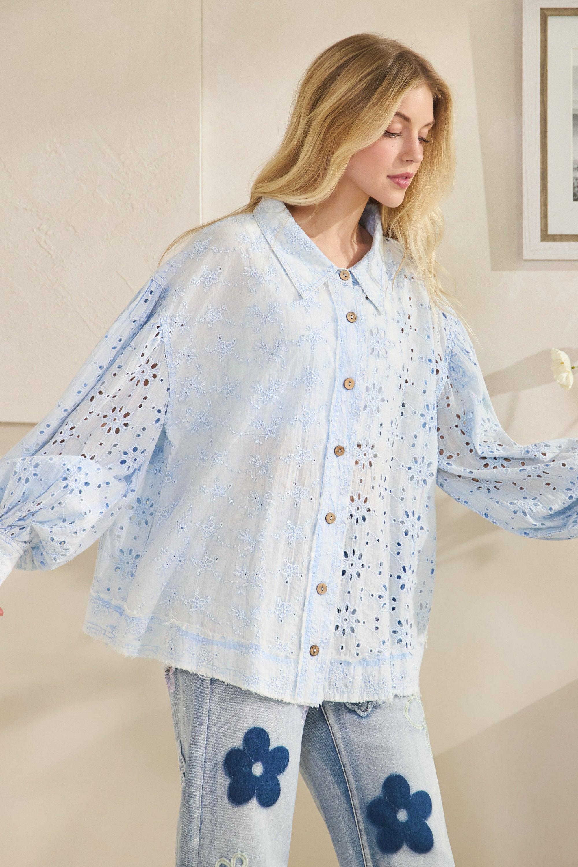 BT1201_LTBLUE_4756484