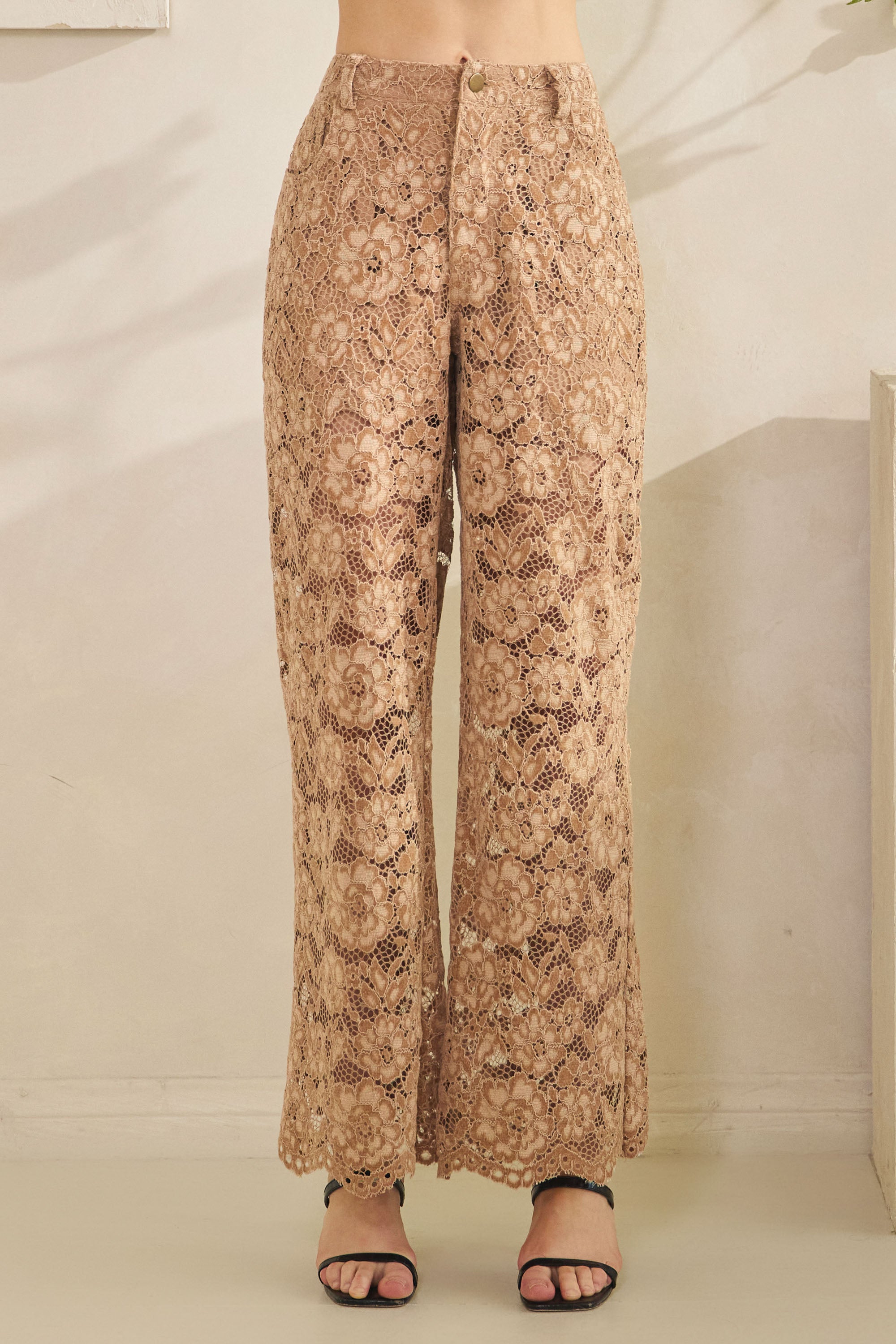 EP20474_WOODSMOKE_4756317