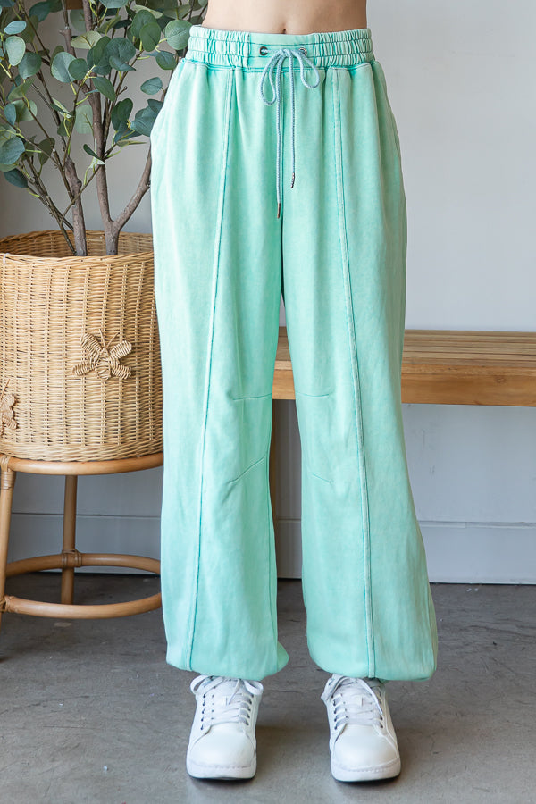 MB2232_EMERALD_3528272