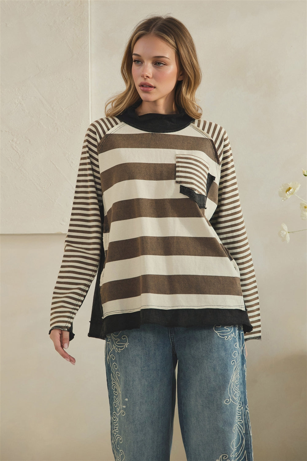 BT1123_BLACKCREAM_5639663