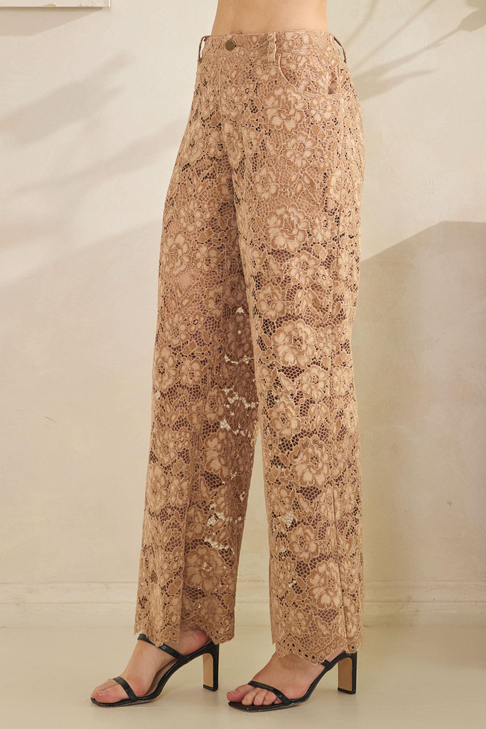 EP20474_WOODSMOKE_4756319