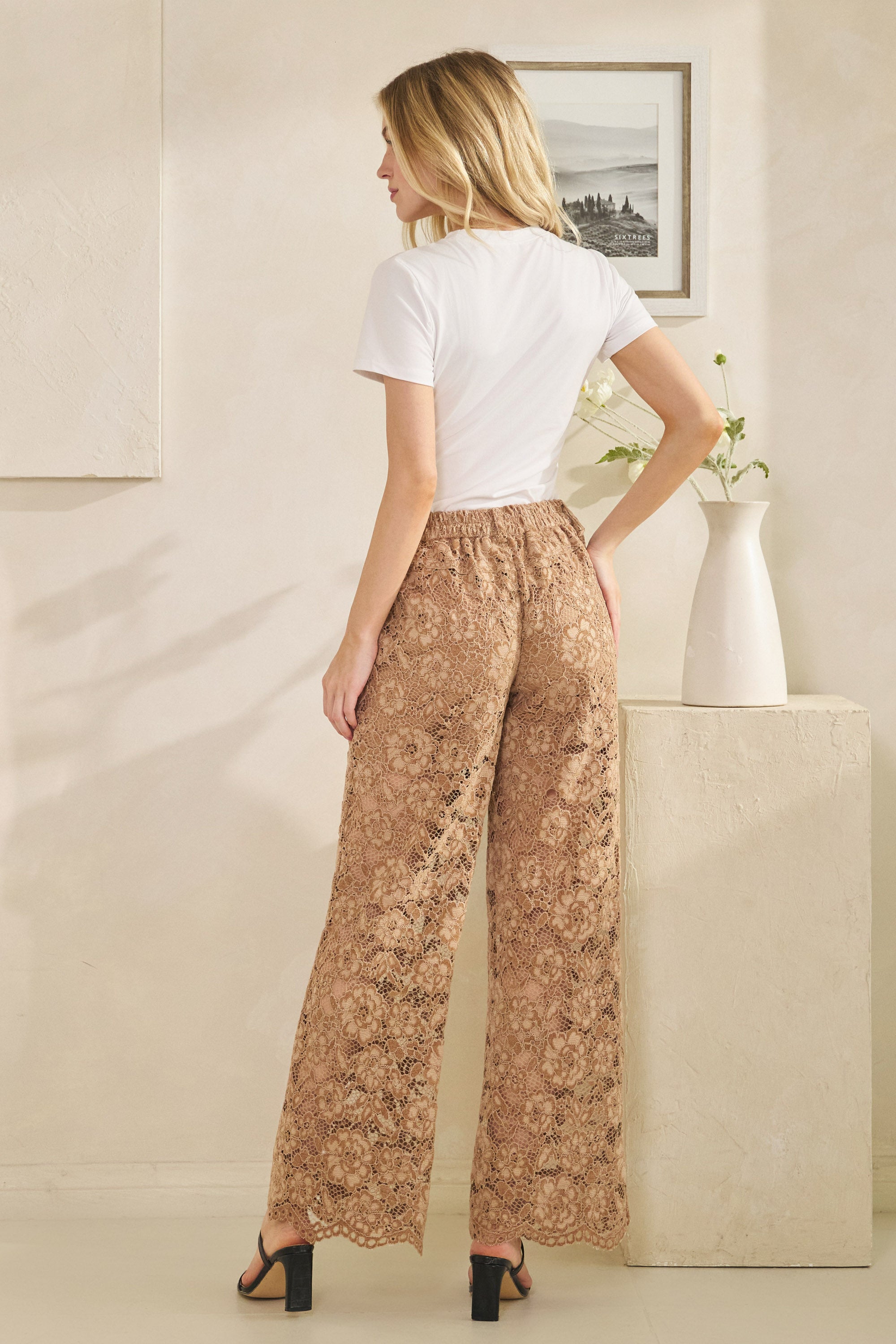 EP20474_WOODSMOKE_4756313