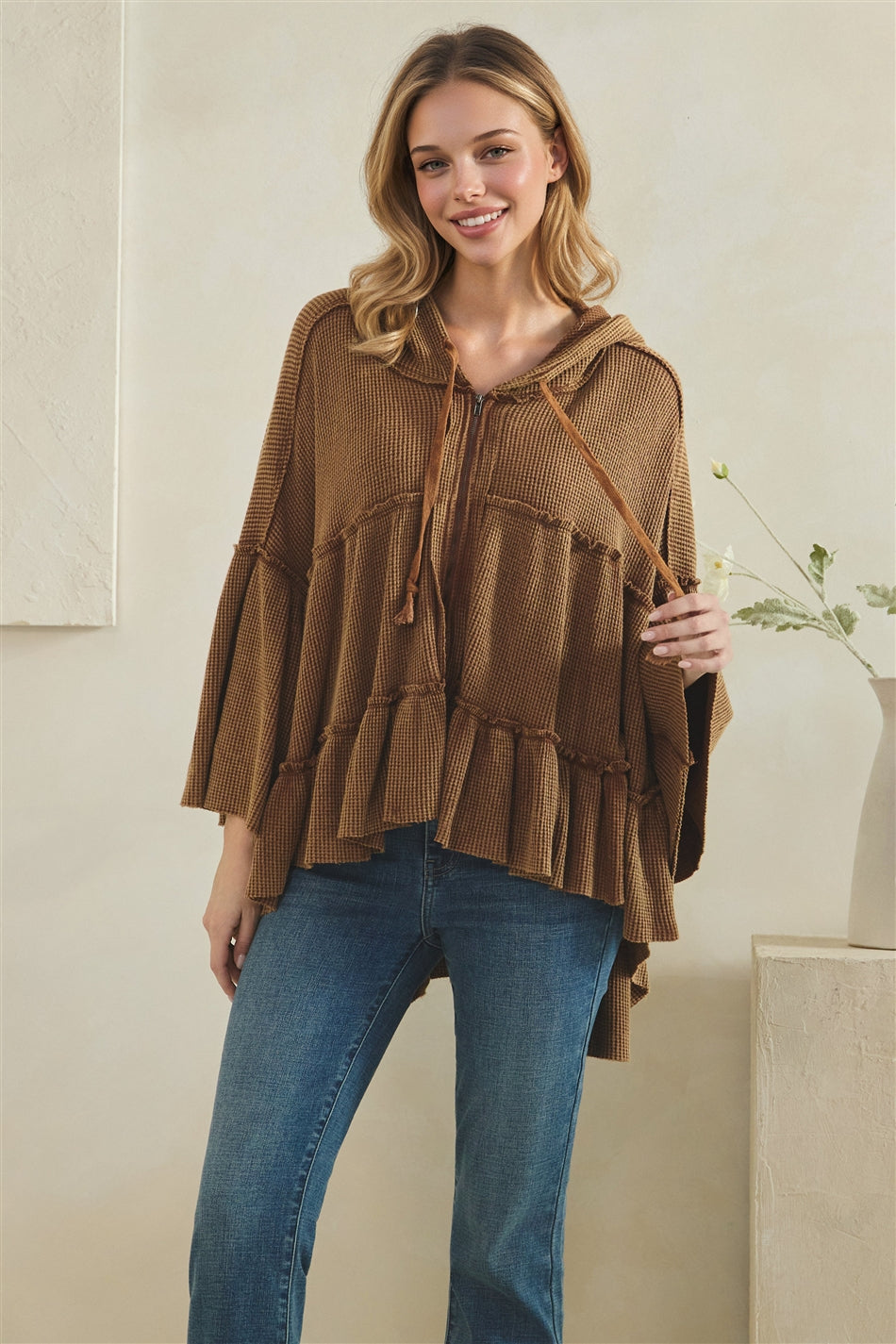 EJ31002_CAMEL_5640532