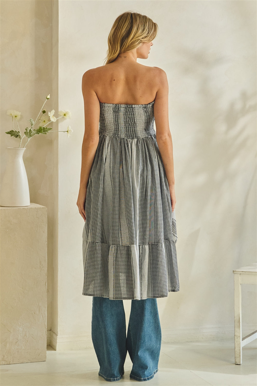 BD1180_BLACK_5352136