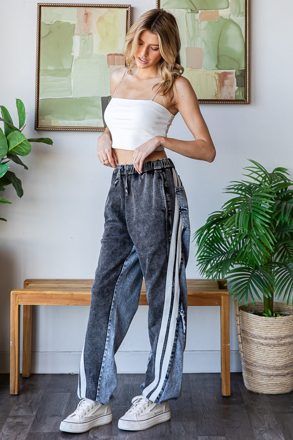 JP0515_BLACKDENIM_3547682