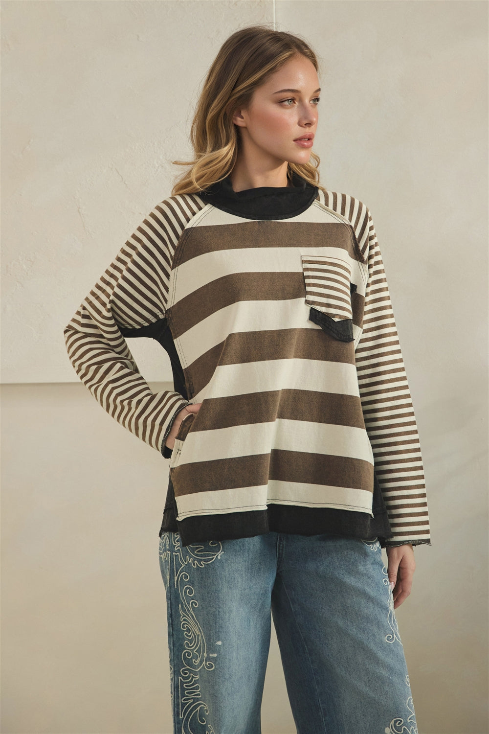 BT1123_BLACKCREAM_5639665