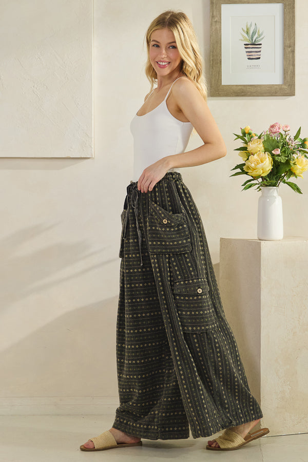 EP38889_BLACK_4203688