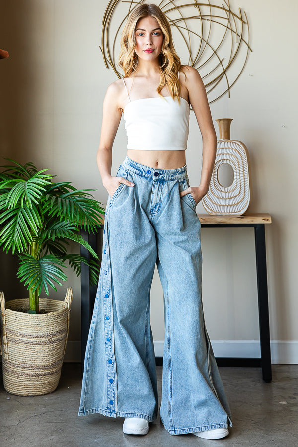 MB2157_LIGHTDENIM_3528135