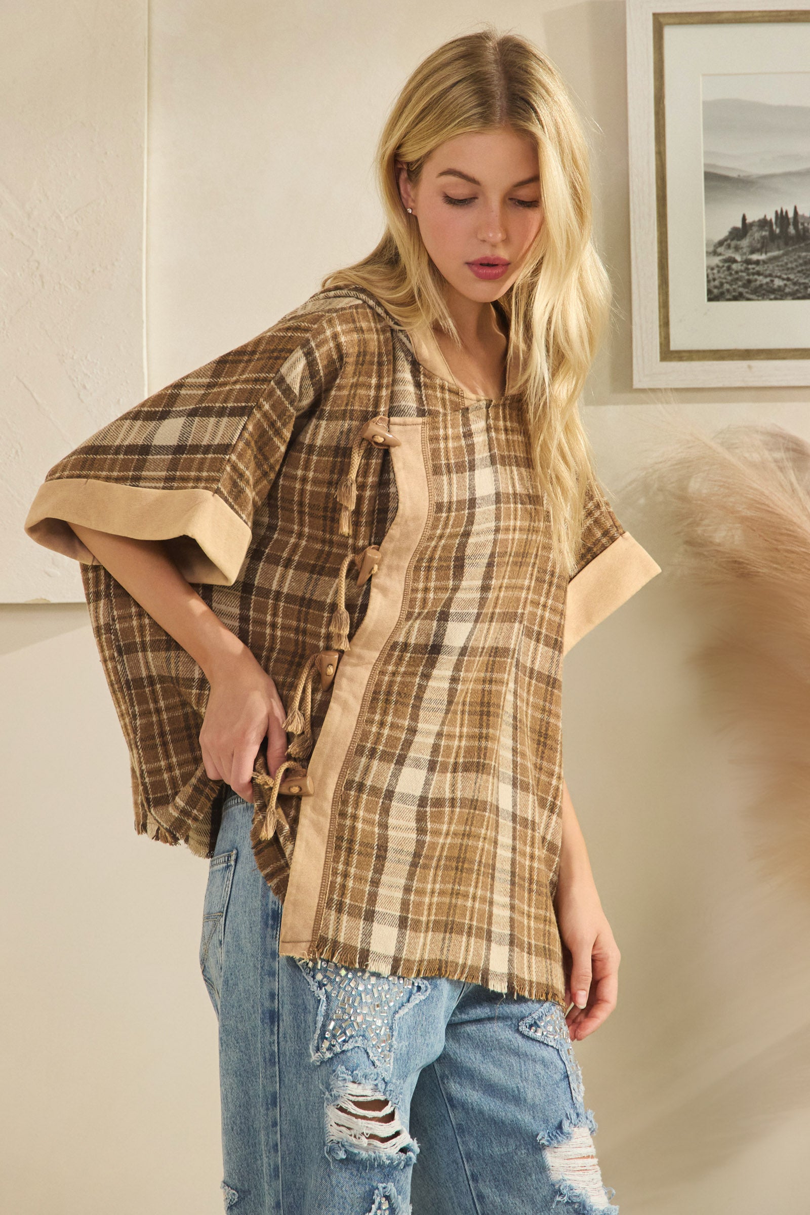 EJ40019_BROWN_4470466