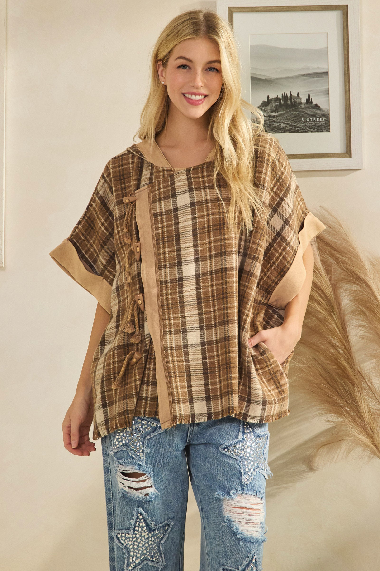 EJ40019_BROWN_4470464