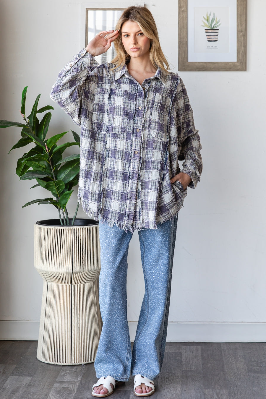 EJ10002_NAVY_4060435