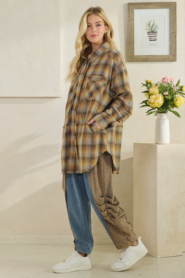 EJ40008_RUSTYTAN_4224686