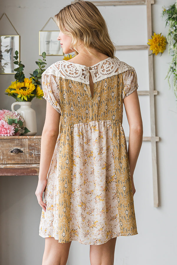 MD1043_YELLOW_3533339
