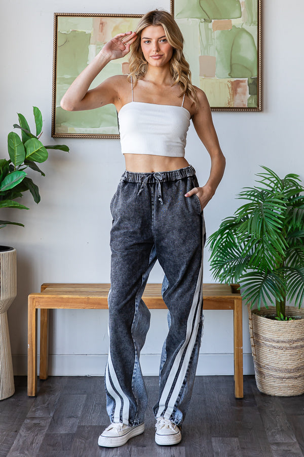 JP0515_BLACKDENIM_3547686