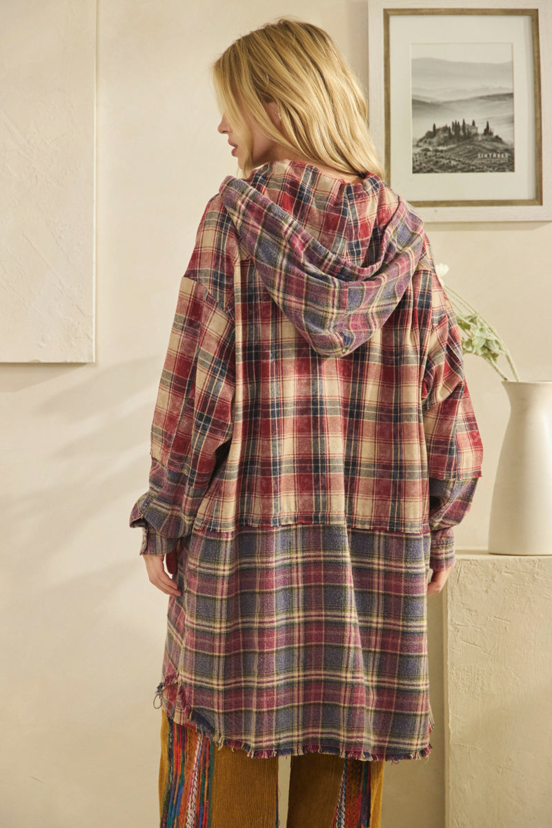 ET35001_FADEDRED_4429736