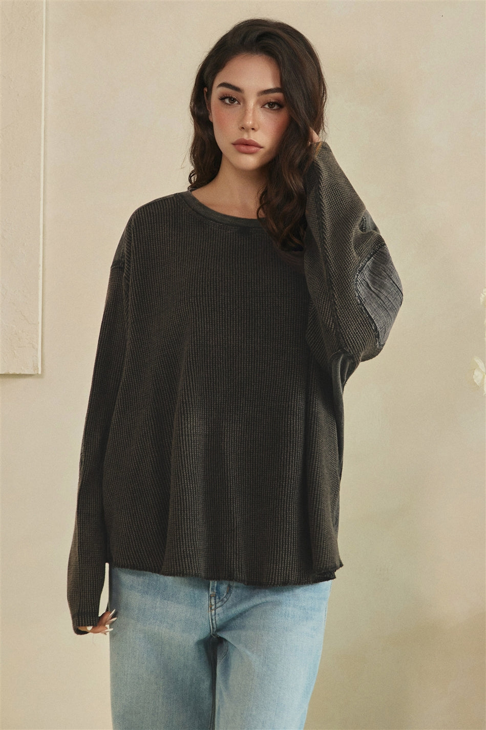 ET30536_BLACK_5562057