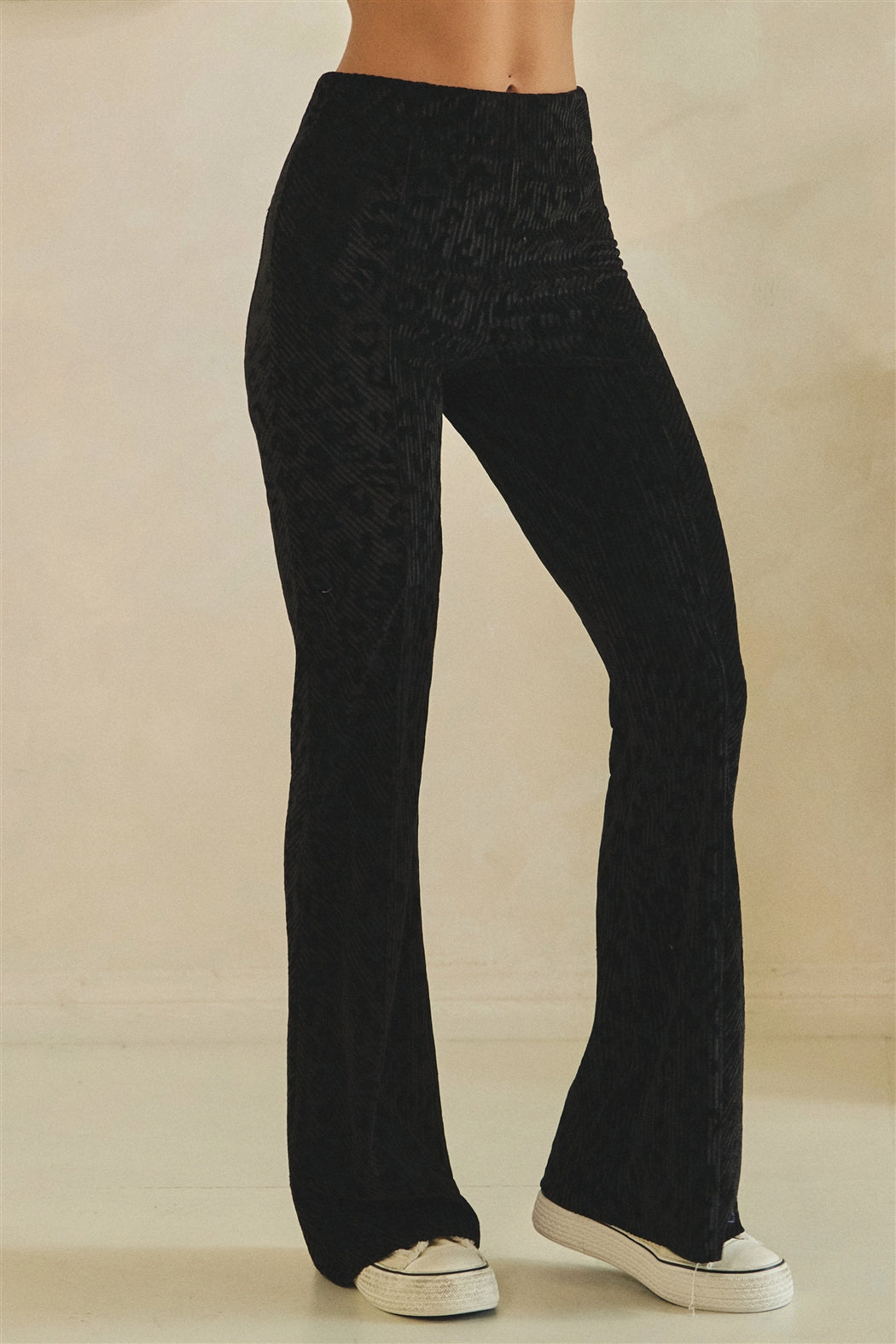 JP1137_BLACK_5569308